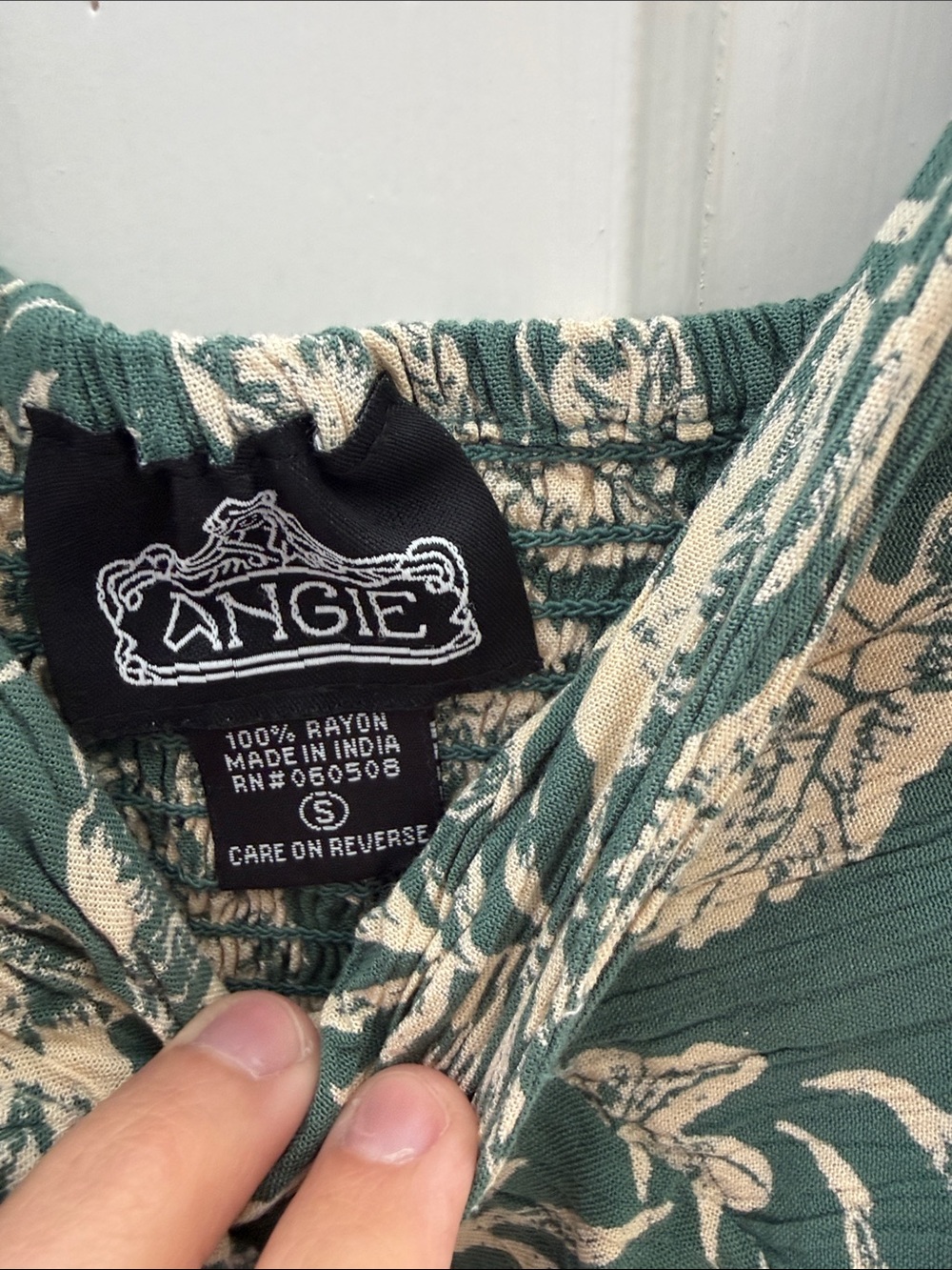 Angie Green Leaf-Print Maxi Dress v cut - Picture 2 of 3